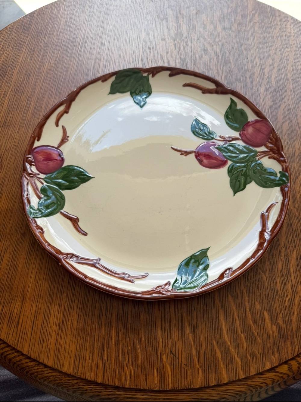 Franciscan Apple 12inch round platter 1941+ Excellent condition